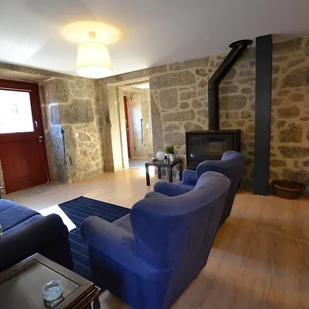Casas De Porto Bom Ponte da Barca